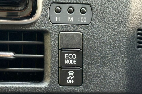 2019 Toyota Noah 2.0 Terpakai