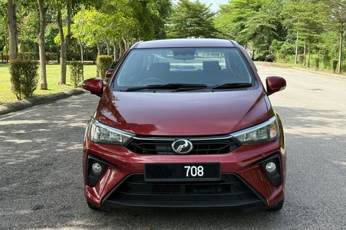 2022 Perodua Bezza 1.3 AV AT  lama