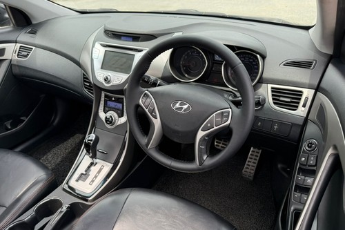 2012 Hyundai Elantra 1.8 A Terpakai