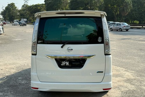 2013 Nissan Serena 2.0L Highway Star  lama