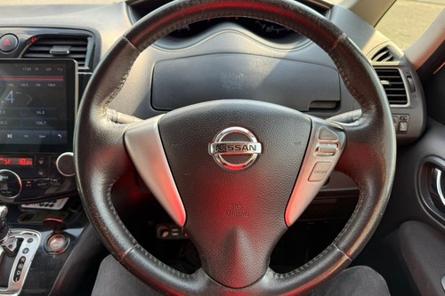 2013 Nissan Serena 2.0L Highway Star Terpakai