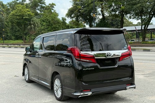 2016 Toyota Alphard 2.5 Terpakai