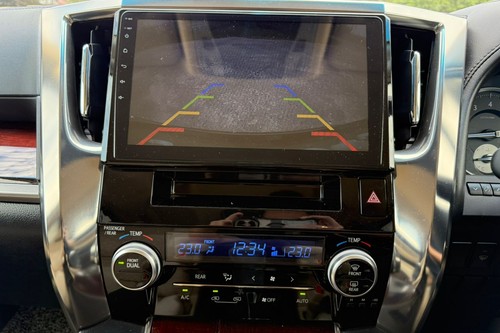 2016 Toyota Alphard 2.5 Terpakai