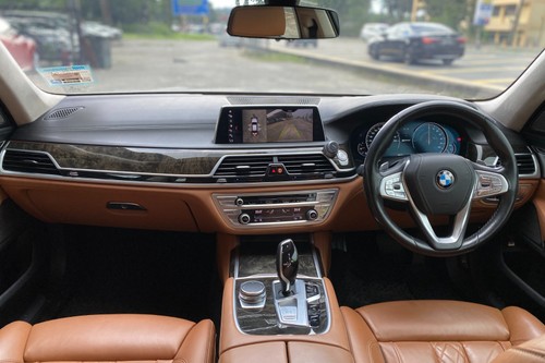 2018 BMW 7 Series Sedan 740Le xDrive Terpakai