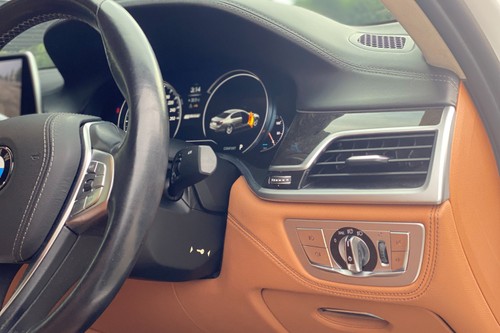 2018 BMW 7 Series Sedan 740Le xDrive Terpakai