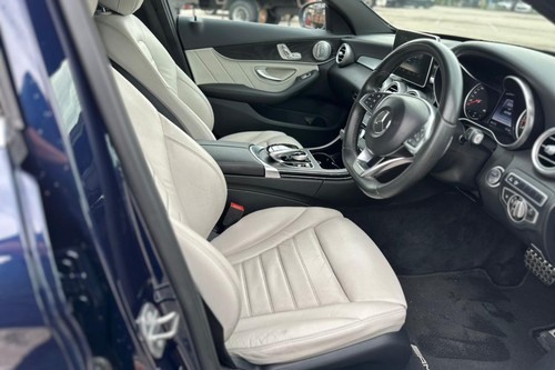 2016 Mercedes Benz C-Class Saloon C 350 e AMG Line EQ Power Terpakai