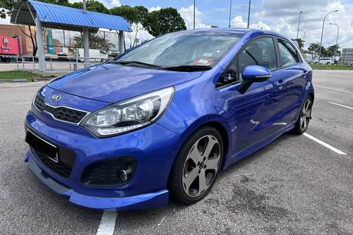 Terpakai 2014 Kia Rio 1.4 EX untuk Dijual