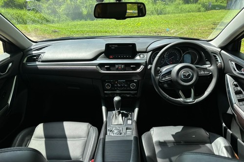 2017 Mazda 6 SkyActiv-G 2.0 (GVC) Terpakai