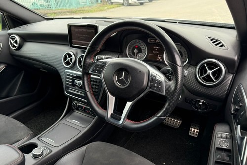 2013 Mercedes Benz A-Class A180 1.6(A) Terpakai