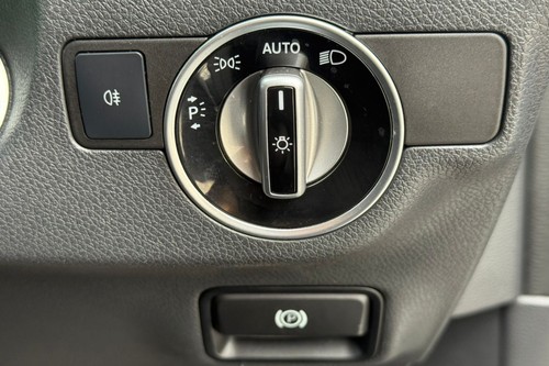 2013 Mercedes Benz A-Class A180 1.6(A) Terpakai