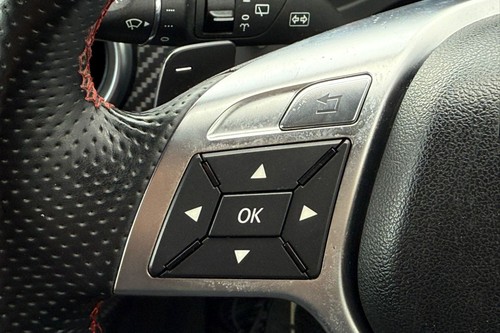 2013 Mercedes Benz A-Class A180 1.6(A) Terpakai