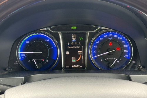 2015 Toyota Camry 2.5 Hybrid Terpakai
