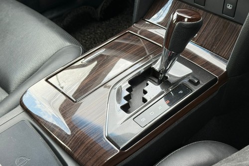 2015 Toyota Camry 2.5 Hybrid Terpakai