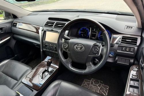 2015 Toyota Camry 2.5 Hybrid Terpakai