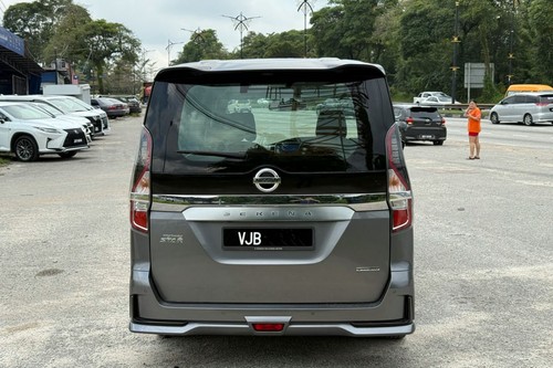 Terpakai 2022 Nissan Serena 2.0L Highway Star untuk Dijual