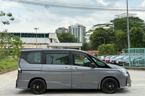 2022 Nissan Serena 2.0L Highway Star Terpakai