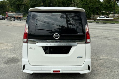 Old 2018 Nissan Serena 2.0L