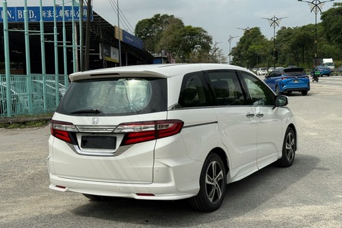 2015 Honda Odyssey 2.4L EX Terpakai