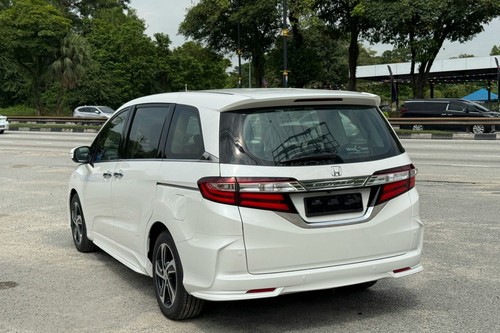 2015 Honda Odyssey 2.4L EX Terpakai