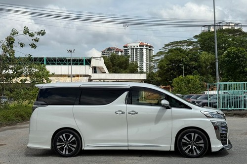 2018 Toyota Vellfire 2.5L Terpakai