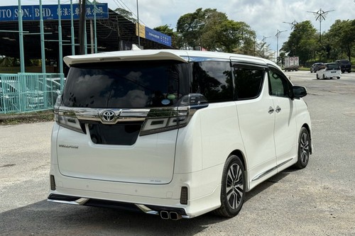 2018 Toyota Vellfire 2.5L Terpakai