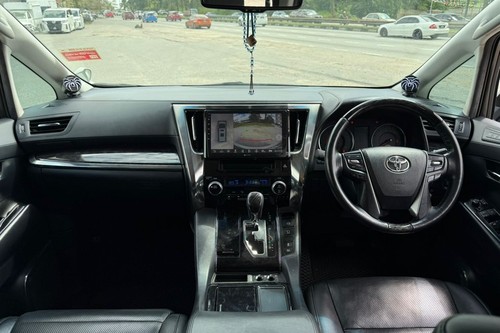 2018 Toyota Vellfire 2.5L Terpakai