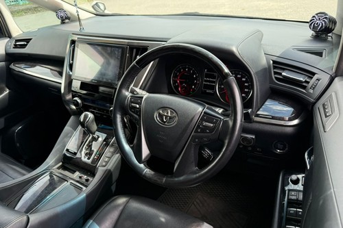 2018 Toyota Vellfire 2.5L Terpakai