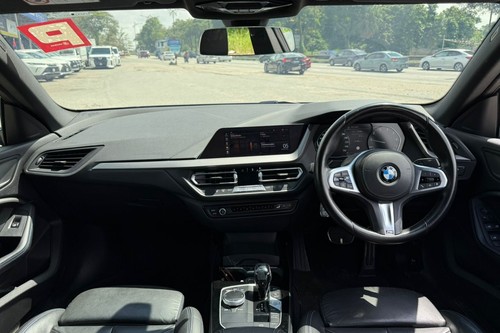 2021 BMW 2 Series Gran Coupe 218i M Sport Terpakai