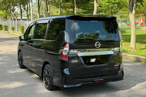 2022 Nissan Serena 2.0L Premium Highway Star Terpakai