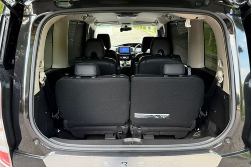 2022 Nissan Serena 2.0L Premium Highway Star Terpakai