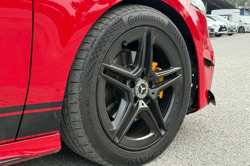 2020 Mercedes Benz A-Class A180 Terpakai