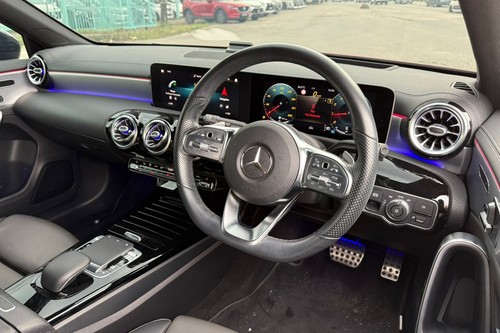 2020 Mercedes Benz A-Class A180 Terpakai