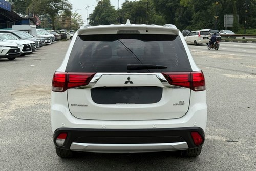 Terpakai 2019 Mitsubishi Outlander 2.4 L untuk Dijual