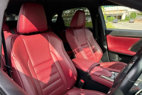 2017 Lexus RX 200t F Sport Terpakai