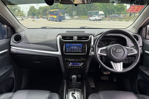 2022 Perodua Aruz 1.5AV Terpakai