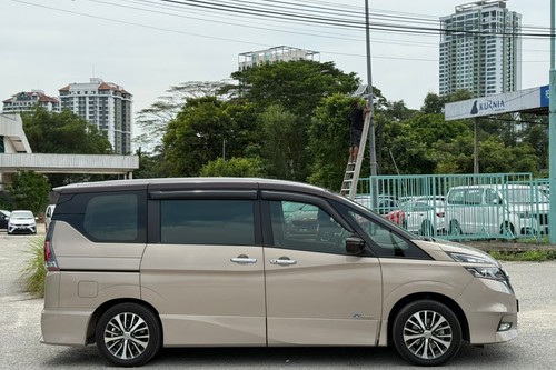 2nd Hand 2019 Nissan Serena 2.0L