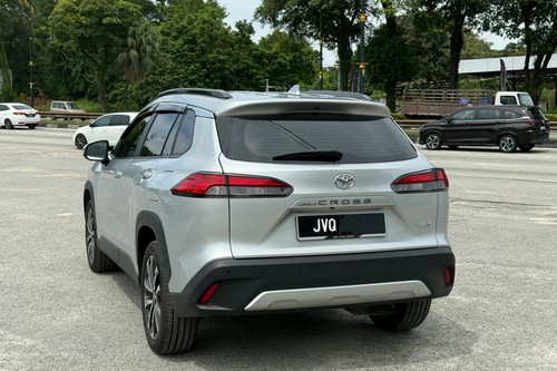 2022 Toyota Corolla Cross 1.8V A/T Terpakai
