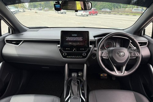 2022 Toyota Corolla Cross 1.8V A/T Terpakai