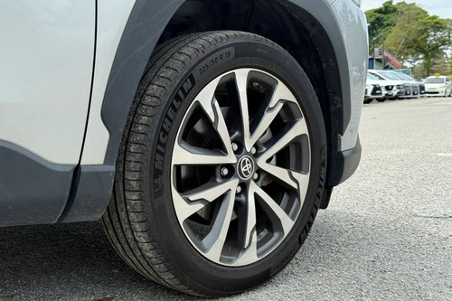 2022 Toyota Corolla Cross 1.8V A/T Terpakai