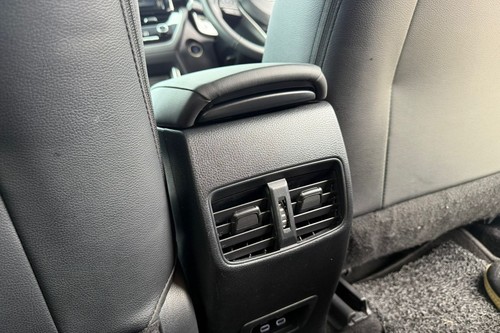 2022 Toyota Corolla Cross 1.8V A/T Terpakai