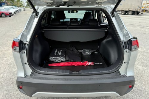 2022 Toyota Corolla Cross 1.8V A/T Terpakai