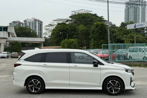 2022 Perodua Alza 1.5L AV Terpakai