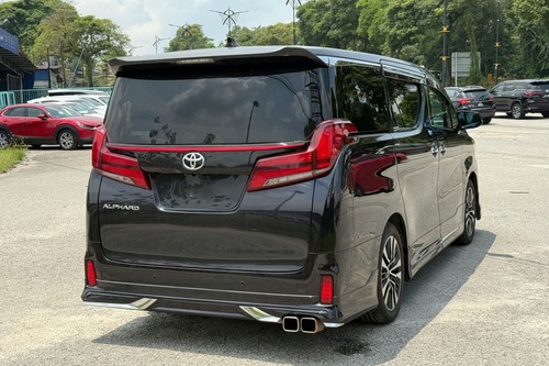 2015 Toyota Alphard 2.5 SA Terpakai