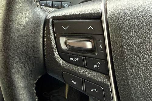 2015 Toyota Alphard 2.5 SA Terpakai