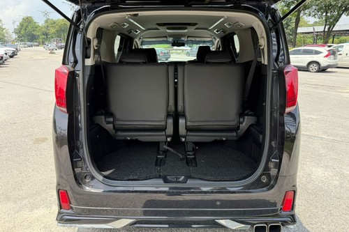 2015 Toyota Alphard 2.5 SA Terpakai