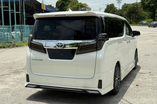 2021 Toyota Alphard 2.5 SC Terpakai