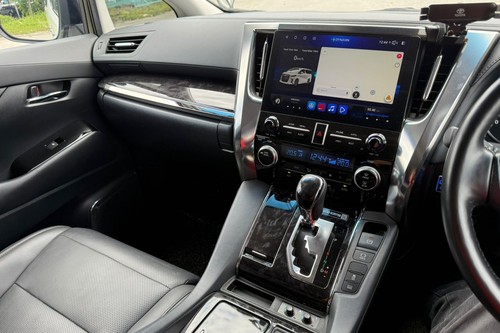 2021 Toyota Alphard 2.5 SC Terpakai