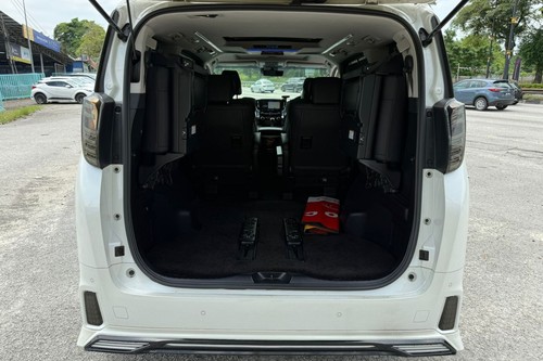 2021 Toyota Alphard 2.5 SC Terpakai