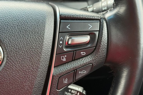 2021 Toyota Alphard 2.5 SC Terpakai