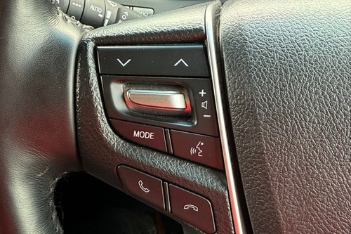 2021 Toyota Alphard 2.5 SC Terpakai